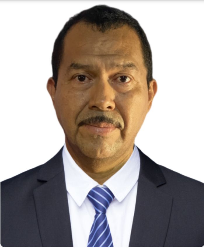 HUGO ANIEL OCHOA VASQUEZ